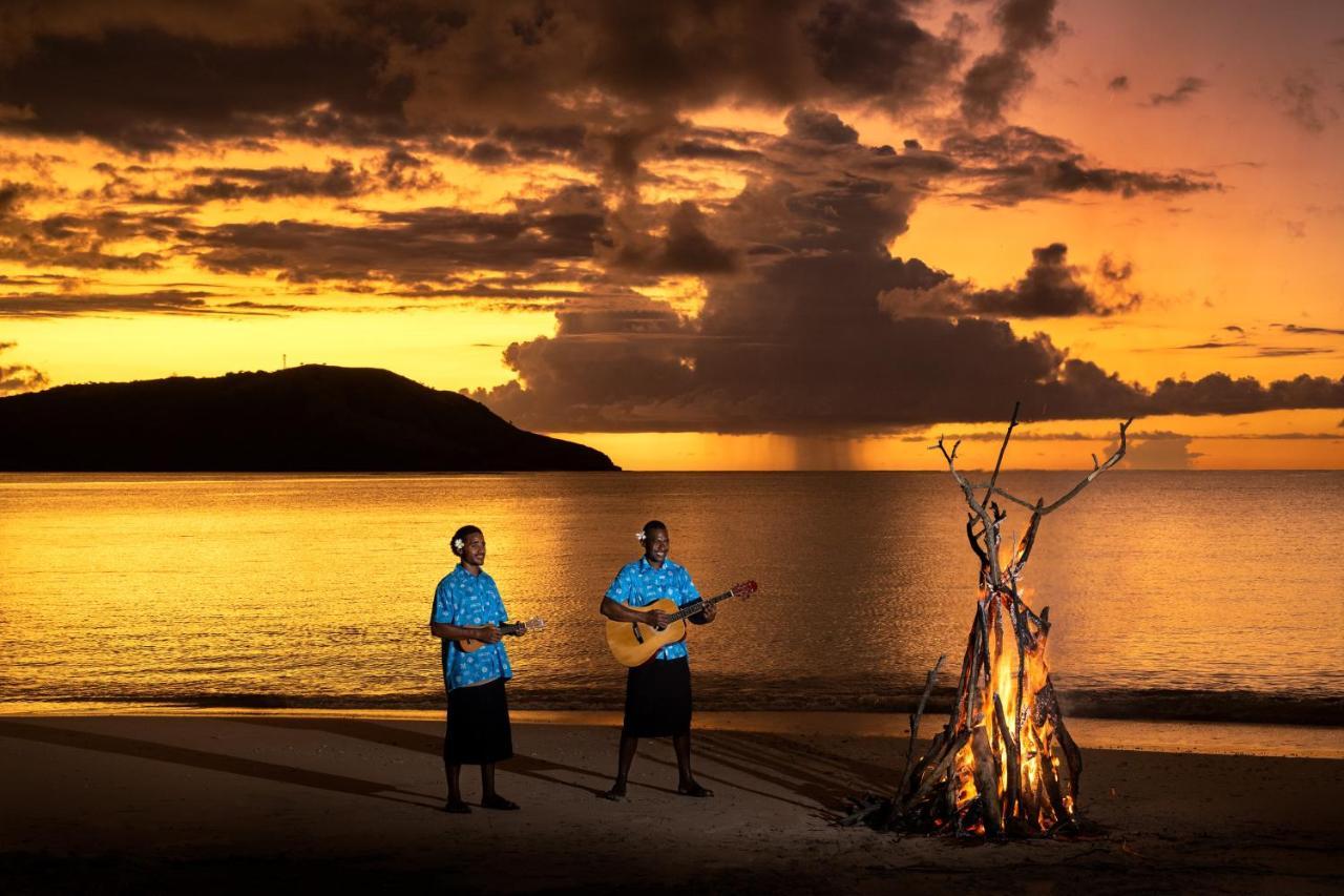 Oarsman'S Bay Lodge Naisisili Exterior photo